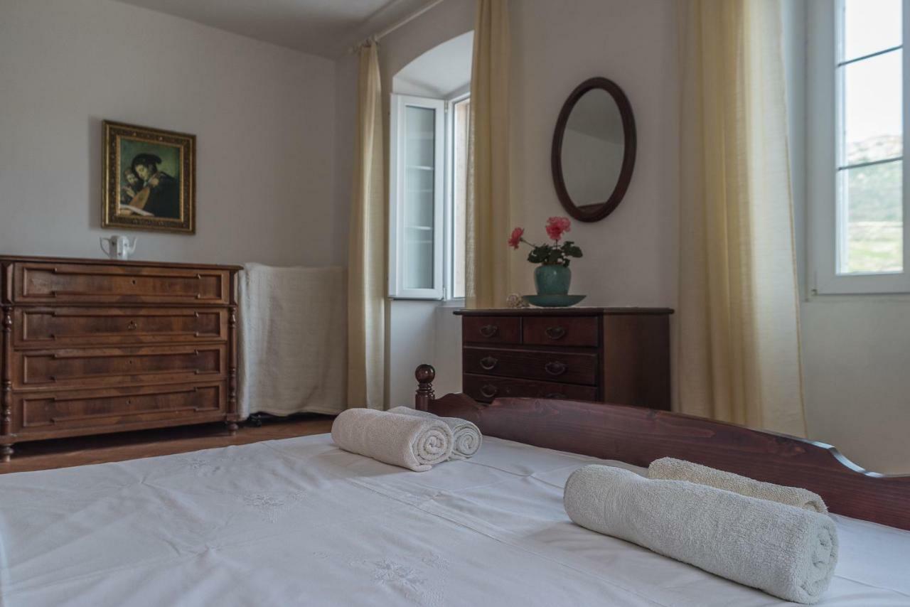 Apartment Matijas Trstenik  Exterior photo